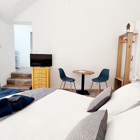 Les Vestiges Du Jour Bed & Breakfast Clohars-Fouesnant Exterior photo