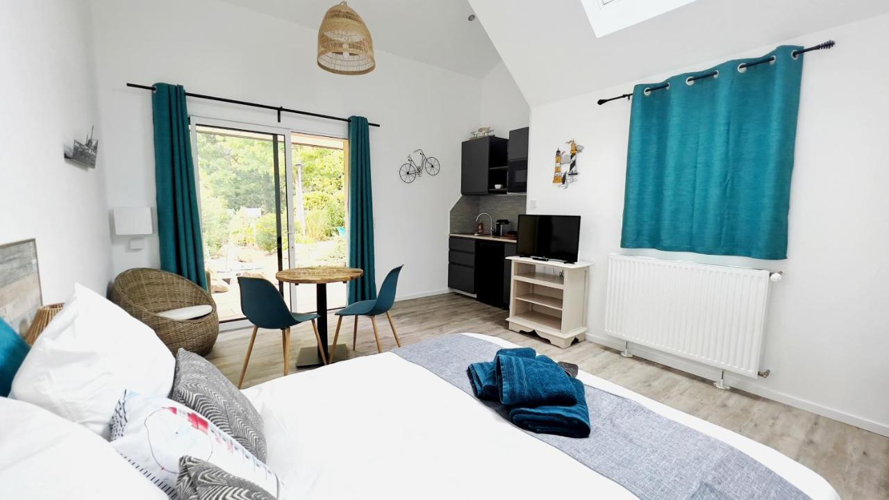 Les Vestiges Du Jour Bed & Breakfast Clohars-Fouesnant Exterior photo