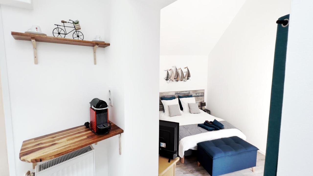 Les Vestiges Du Jour Bed & Breakfast Clohars-Fouesnant Exterior photo